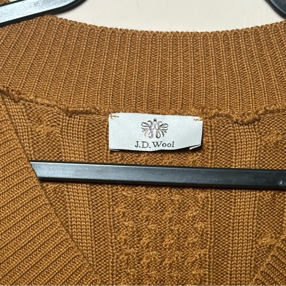 Women's Brown Sweater Vest - Picture 7 of 15
